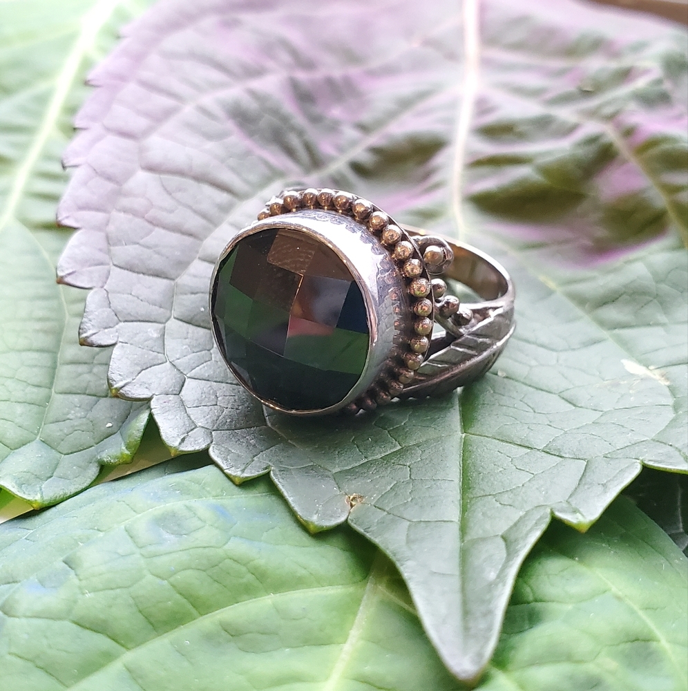 Sadira • Black Spinel Statement Ring with Leaf Detail